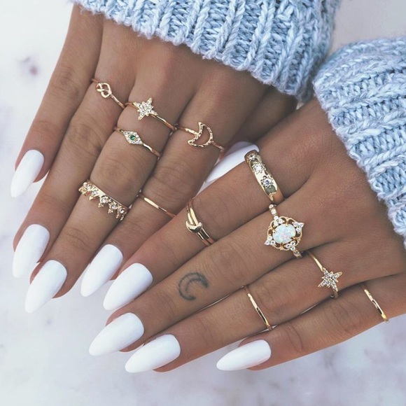 🌞SUMMER SALE🌞 Set of 13 Gold tone bohemian rings - Picture 1 of 6